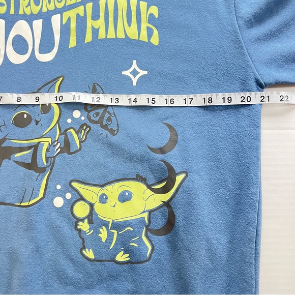Disney Star Wars Grogu Stronger Than You Think Graphic Sweatshirt Blue Large - Picture 6 of 7